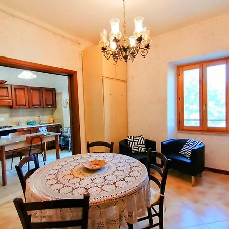 La Casa In Piazza Daire Toffia Dış mekan fotoğraf