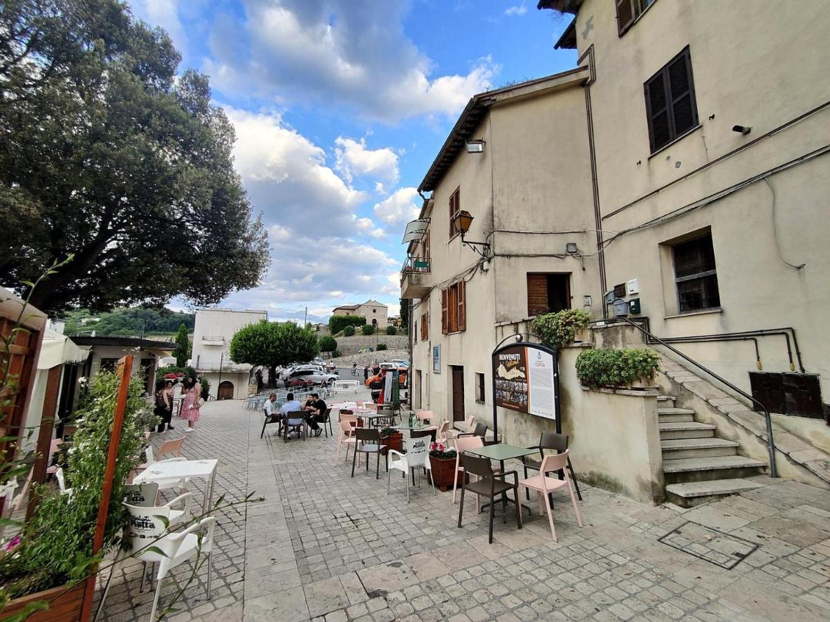 La Casa In Piazza Daire Toffia Dış mekan fotoğraf