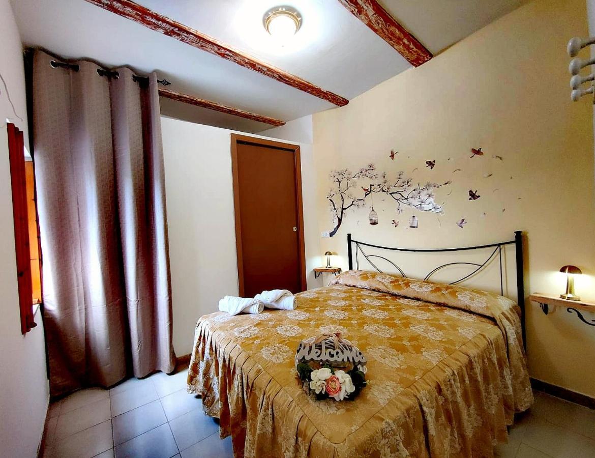 La Casa In Piazza Daire Toffia Dış mekan fotoğraf