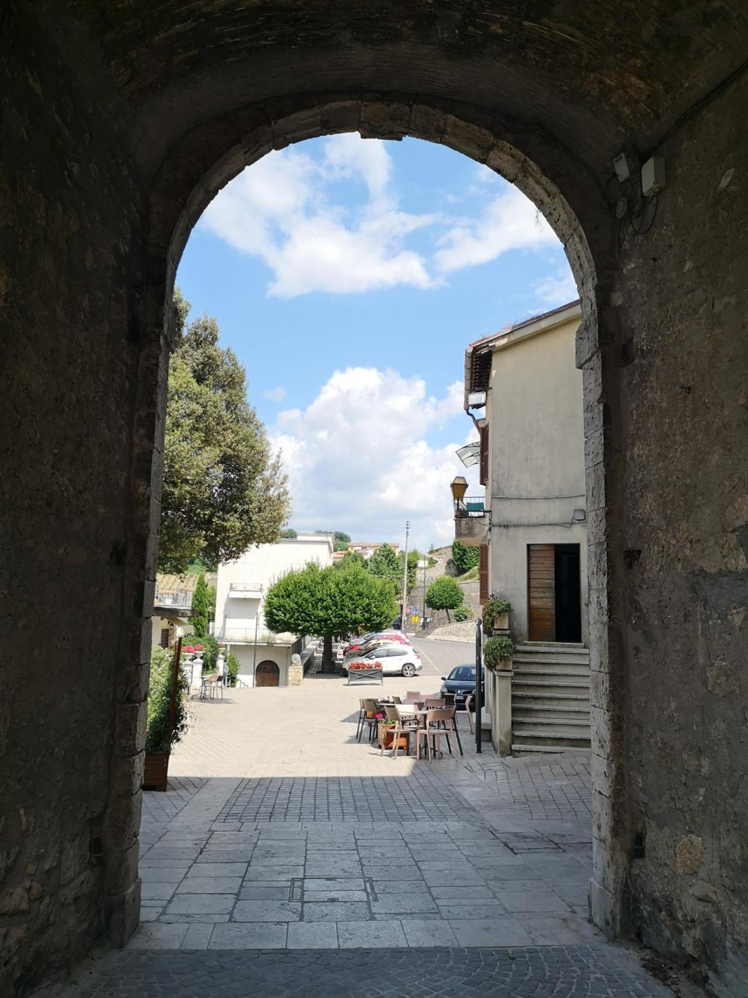 La Casa In Piazza Daire Toffia Dış mekan fotoğraf