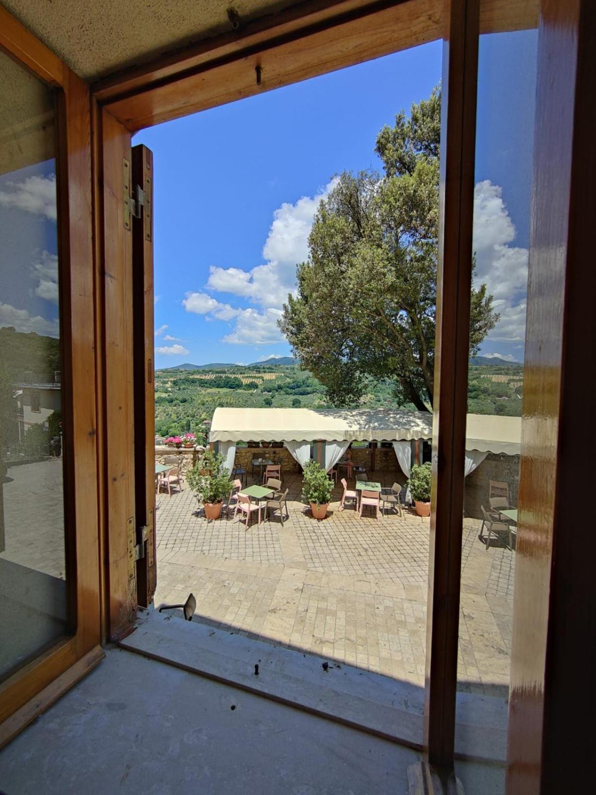 La Casa In Piazza Daire Toffia Dış mekan fotoğraf