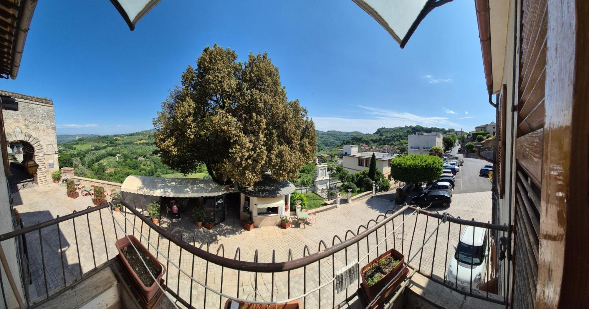 La Casa In Piazza Daire Toffia Dış mekan fotoğraf